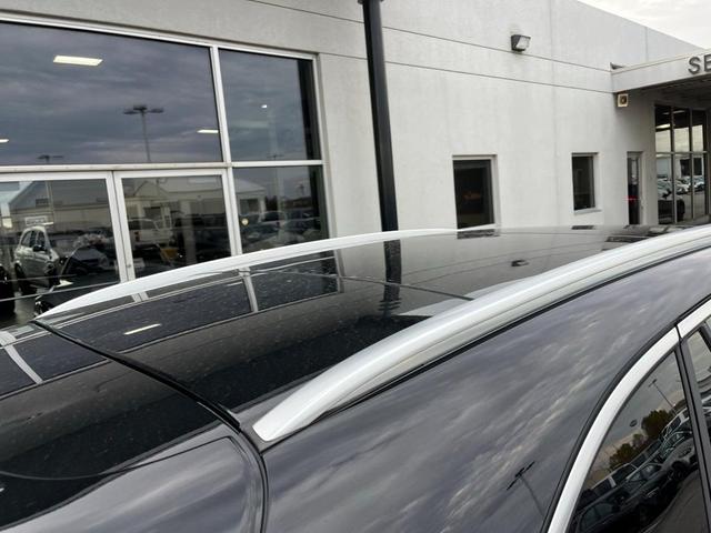 Photo of 2025 Black Mercedes-Benz GLC 300