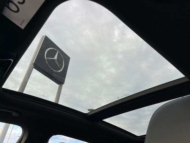 Photo of 2025 Black Mercedes-Benz GLC 300