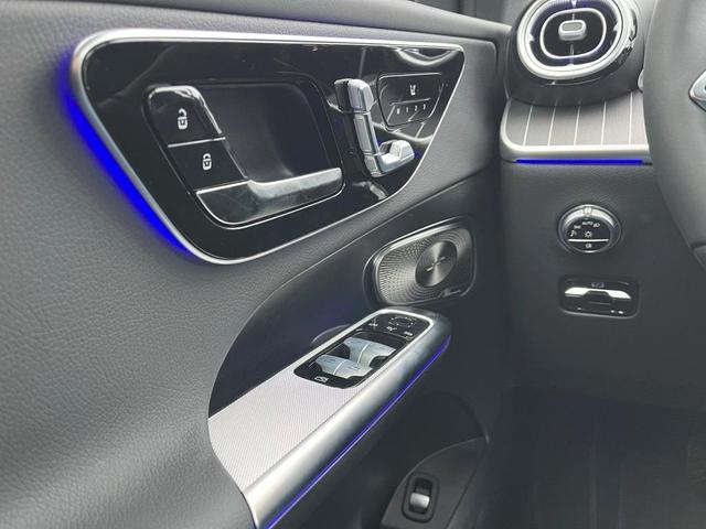 Photo of 2025 Black Mercedes-Benz GLC 300
