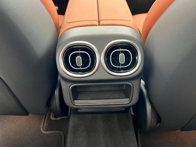 Photo of 2025 Silver Mercedes-Benz GLC 350e