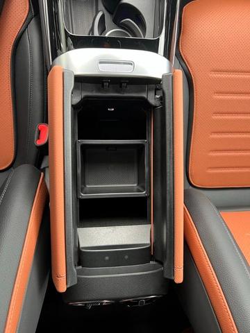 Photo of 2025 Silver Mercedes-Benz GLC 350e