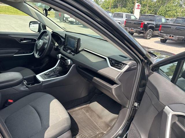 Photo of 2022 Midnight Black Toyota RAV4 Hybrid