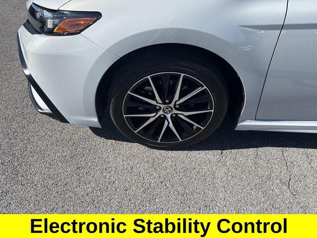 Photo of 2024 Ice Toyota Camry