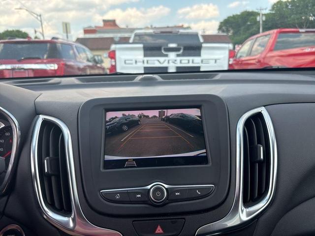 Photo of 2021 Summit White Chevrolet Equinox