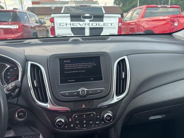 Photo of 2021 Summit White Chevrolet Equinox