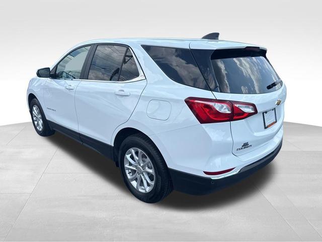 Photo of 2021 Summit White Chevrolet Equinox