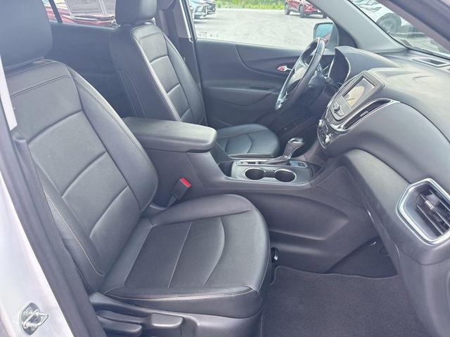 Photo of 2021 Summit White Chevrolet Equinox