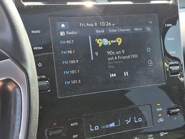 Photo of 2022 Quartz White Hyundai TUCSON