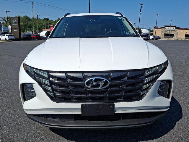 Photo of 2022 Quartz White Hyundai TUCSON