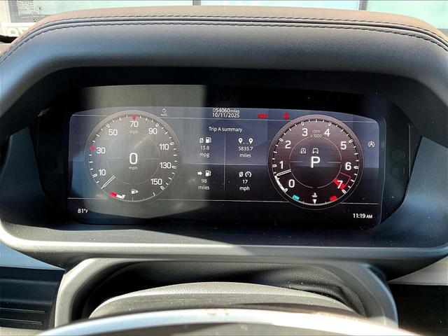 Photo of 2022 Fuji White Land Rover Defender