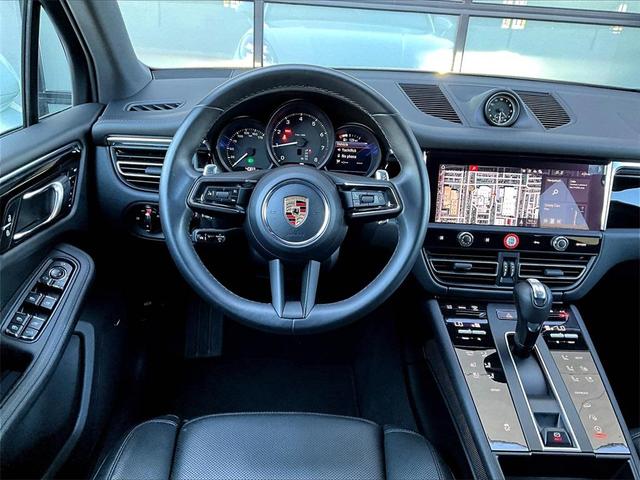 Photo of 2025 White Porsche Macan