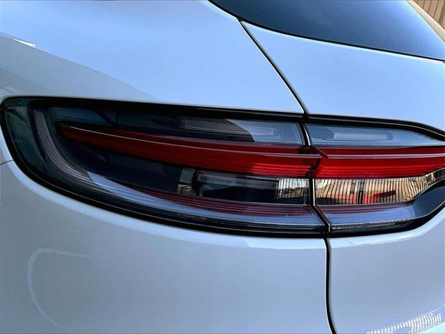Photo of 2025 White Porsche Macan