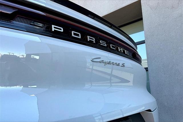 Photo of 2025 Chalk Porsche Cayenne