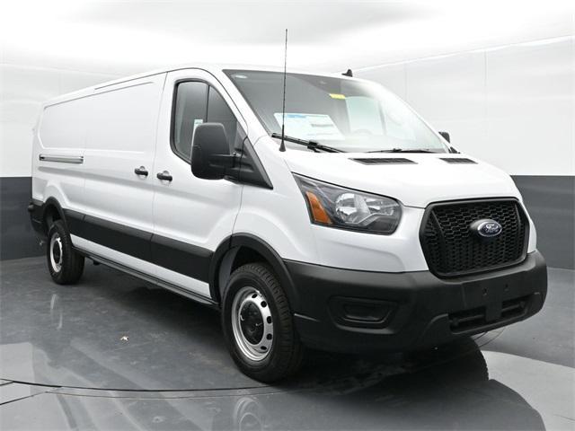Photo of 2025 Oxford White Ford Transit-250