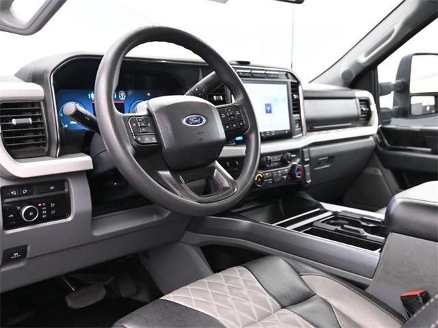 Photo of 2023 Agate Black Metallic Ford F-250