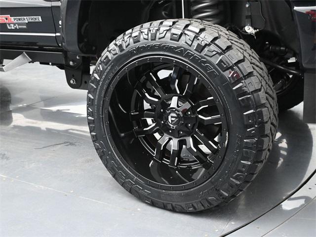 Photo of 2023 Agate Black Metallic Ford F-250