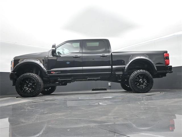 Photo of 2023 Agate Black Metallic Ford F-250