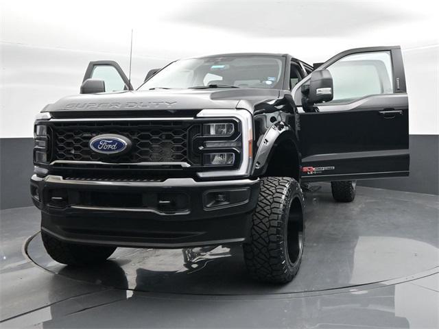 Photo of 2023 Agate Black Metallic Ford F-250