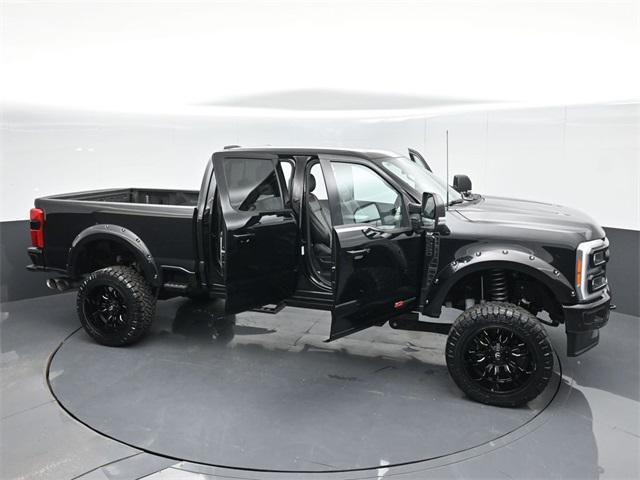 Photo of 2023 Agate Black Metallic Ford F-250
