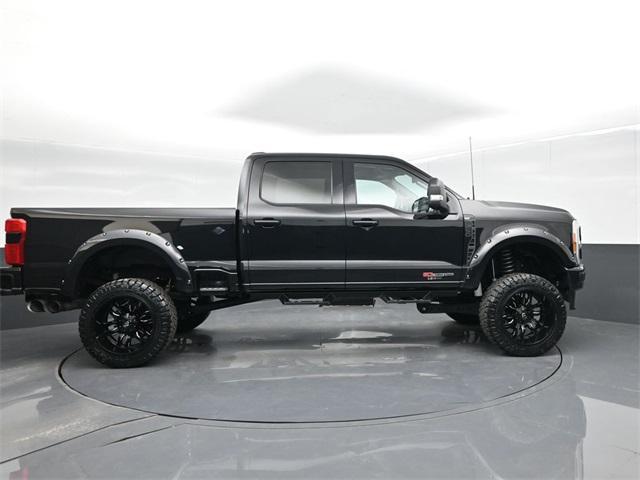 Photo of 2023 Agate Black Metallic Ford F-250