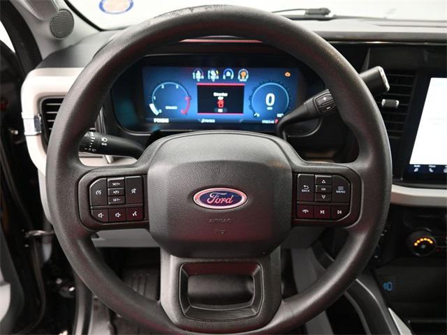Photo of 2023 Agate Black Metallic Ford F-250