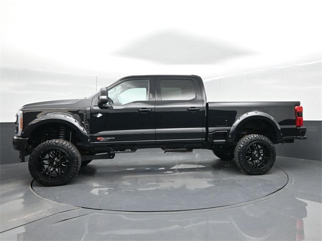 Photo of 2023 Agate Black Metallic Ford F-250