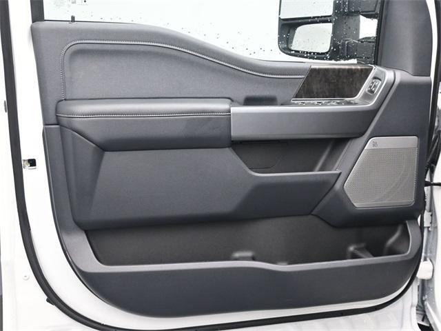 Photo of 2026 Star White Metallic Tri-Coat Ford F-350