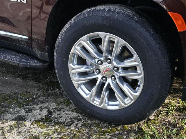 Photo of 2023 Redwood Metallic GMC Yukon