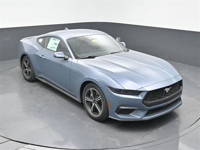 Photo of 2025 Vapor Blue Metallic Ford Mustang
