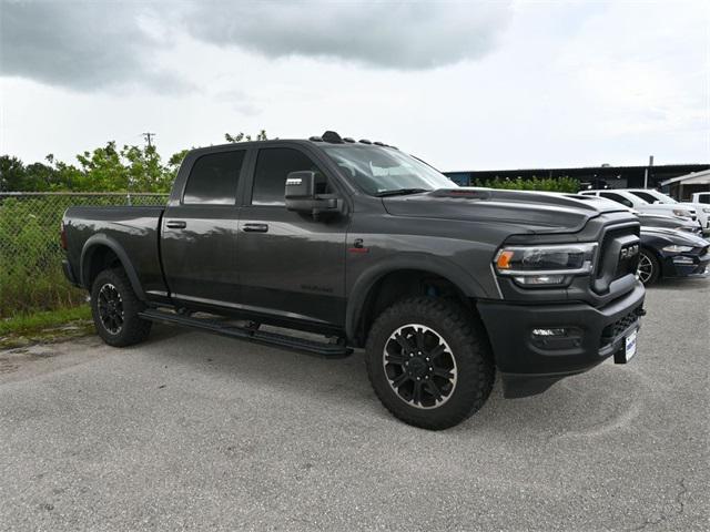 Photo of 2024 Granite Crystal Metallic Clearcoat RAM 2500