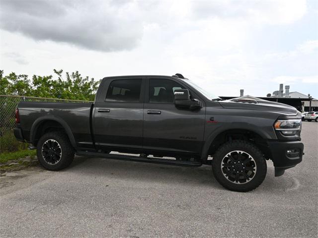 Photo of 2024 Granite Crystal Metallic Clearcoat RAM 2500