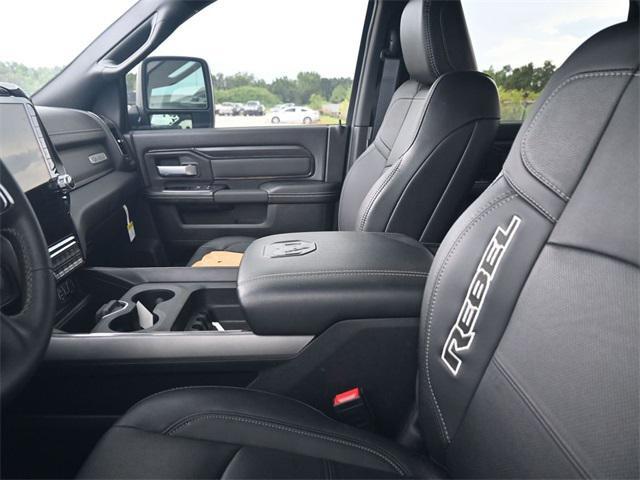 Photo of 2024 Granite Crystal Metallic Clearcoat RAM 2500