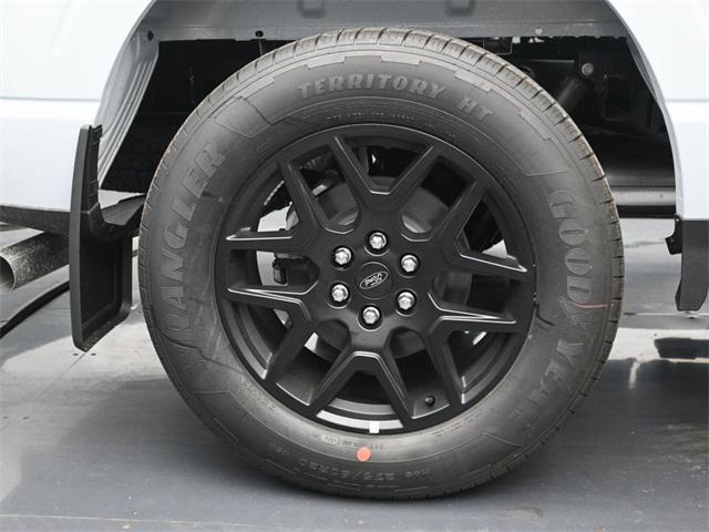Photo of 2025 Space White Metallic Ford F-150