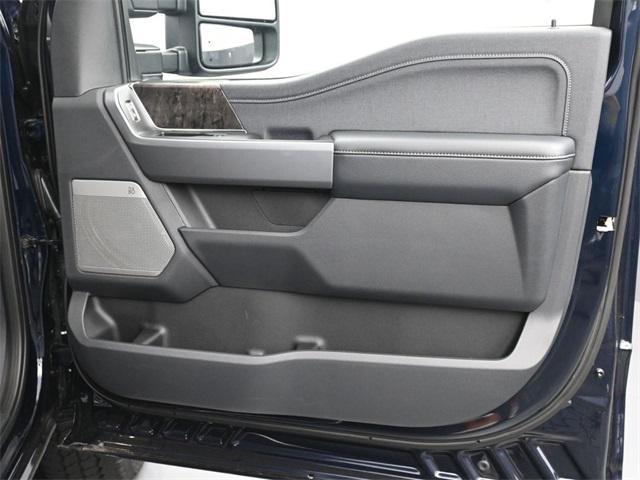 Photo of 2025 Blue Metallic Ford F-250