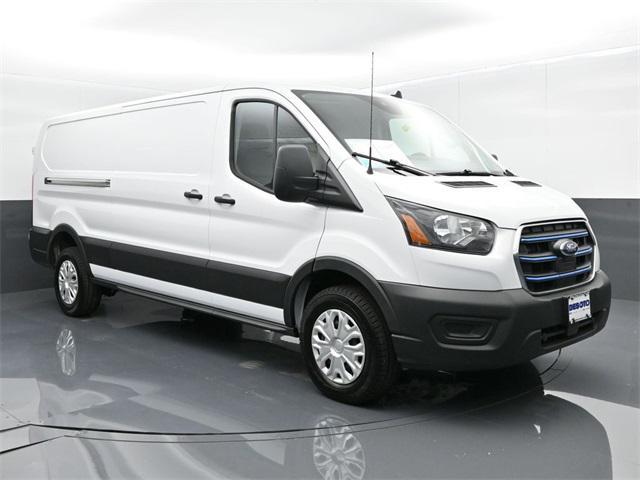 Photo of 2022 Oxford White Ford Transit-350