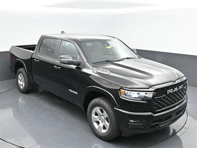 Photo of 2025 Diamond Black Crystal Pearlcoat RAM 1500