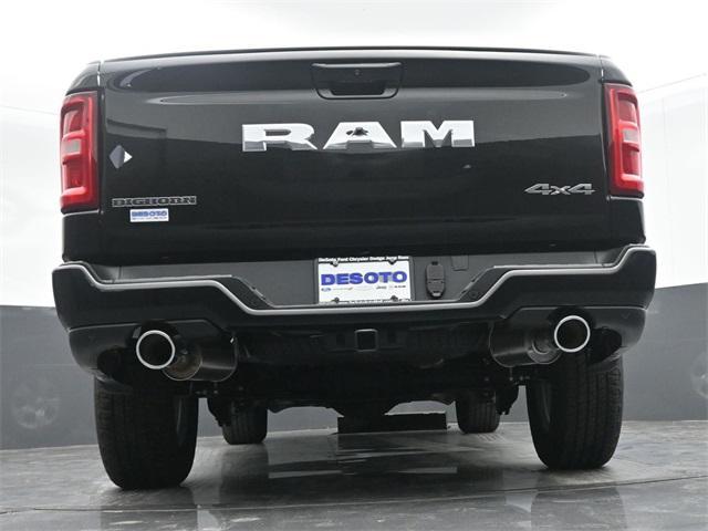 Photo of 2025 Diamond Black Crystal Pearlcoat RAM 1500