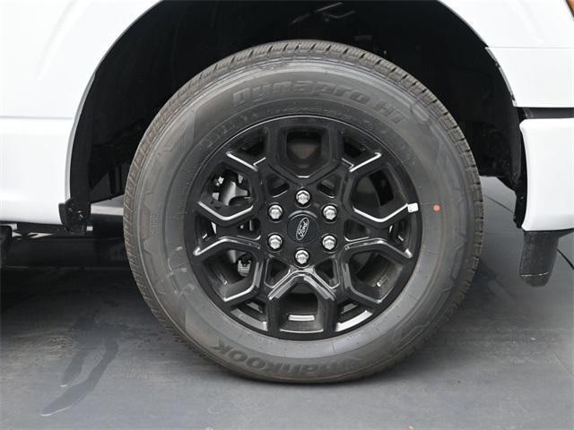 Photo of 2025 Oxford White Ford F-150