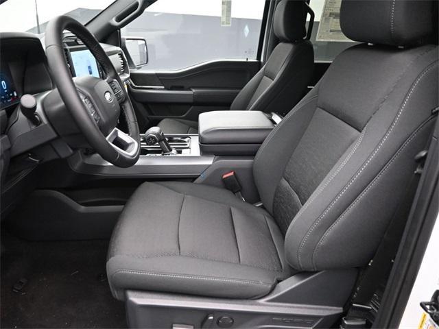 Photo of 2025 Oxford White Ford F-150