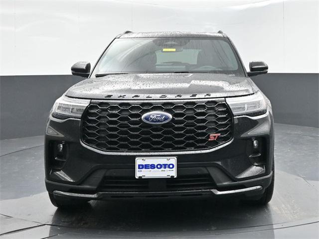 Photo of 2025 Agate Black Metallic Ford Explorer
