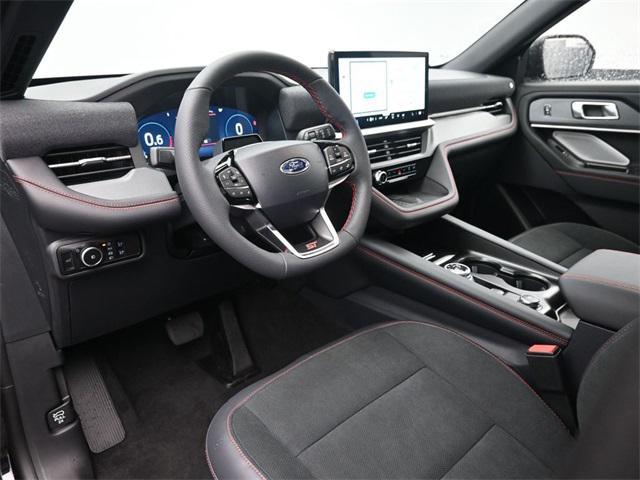 Photo of 2025 Agate Black Metallic Ford Explorer