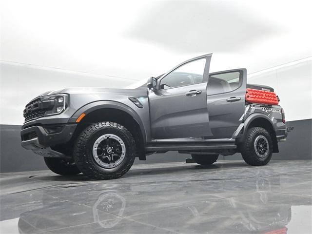 Photo of 2024 Gray Metallic Ford Ranger