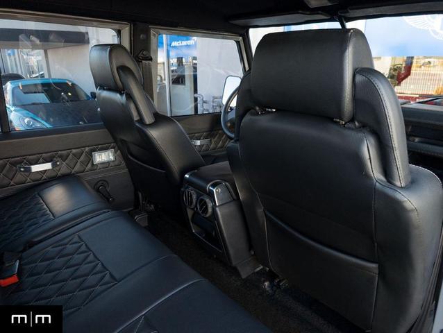 Photo of 1993 GRAY Land Rover Defender