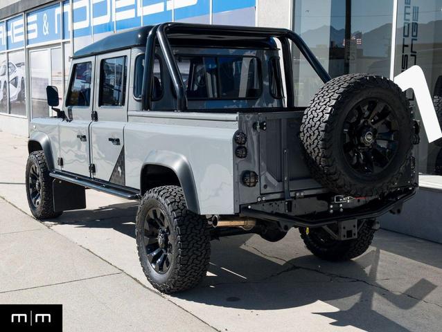 Photo of 1993 GRAY Land Rover Defender
