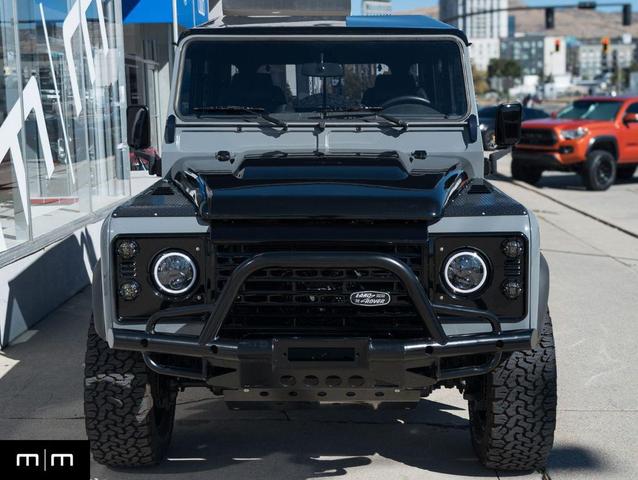 Photo of 1993 GRAY Land Rover Defender