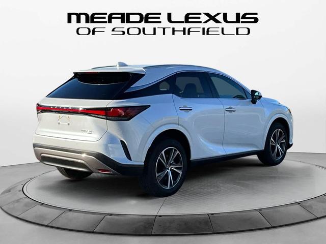 Photo of 2025 Eminent White Pearl Lexus RX 350
