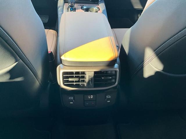 Photo of 2025 Eminent White Pearl Lexus RX 350