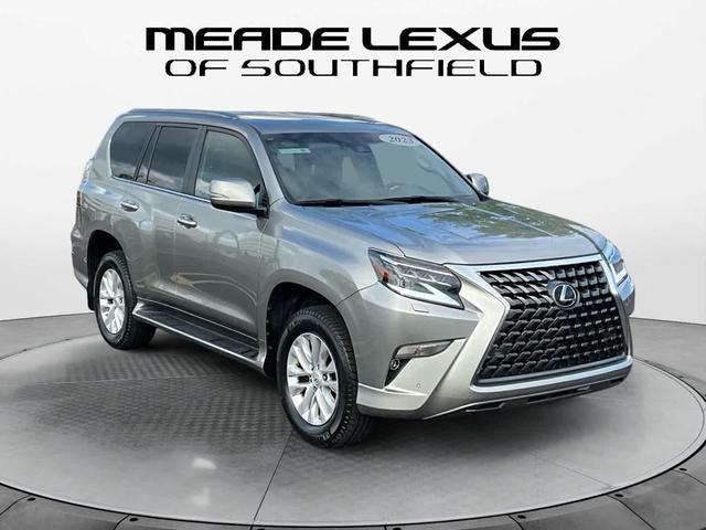 Photo of 2023 Atomic Silver Lexus GX 460
