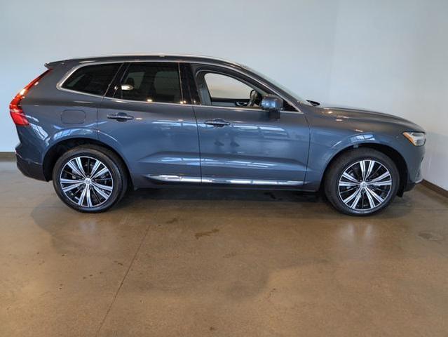 Photo of 2023 Denim Blue Metallic Volvo XC60
