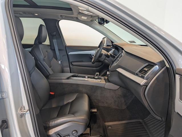 Photo of 2024 Gray Volvo XC90